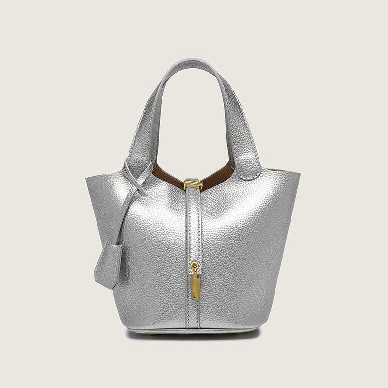 Lychee-Patterned Bucket Bag 2